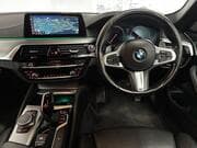 BMW 5 Series - Image 5