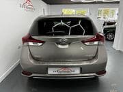 Toyota Auris - Image 8