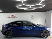 Tesla Model 3 - Image 2