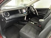 Toyota RAV4 - Image 8