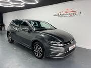 Volkswagen Golf - Image 1